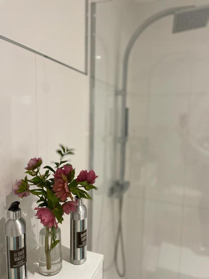 Le Comptoir Du Voyageur Aparthotel Arbois Ngoại thất bức ảnh