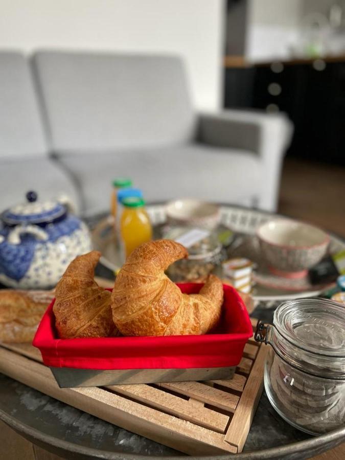 Le Comptoir Du Voyageur Aparthotel Arbois Ngoại thất bức ảnh