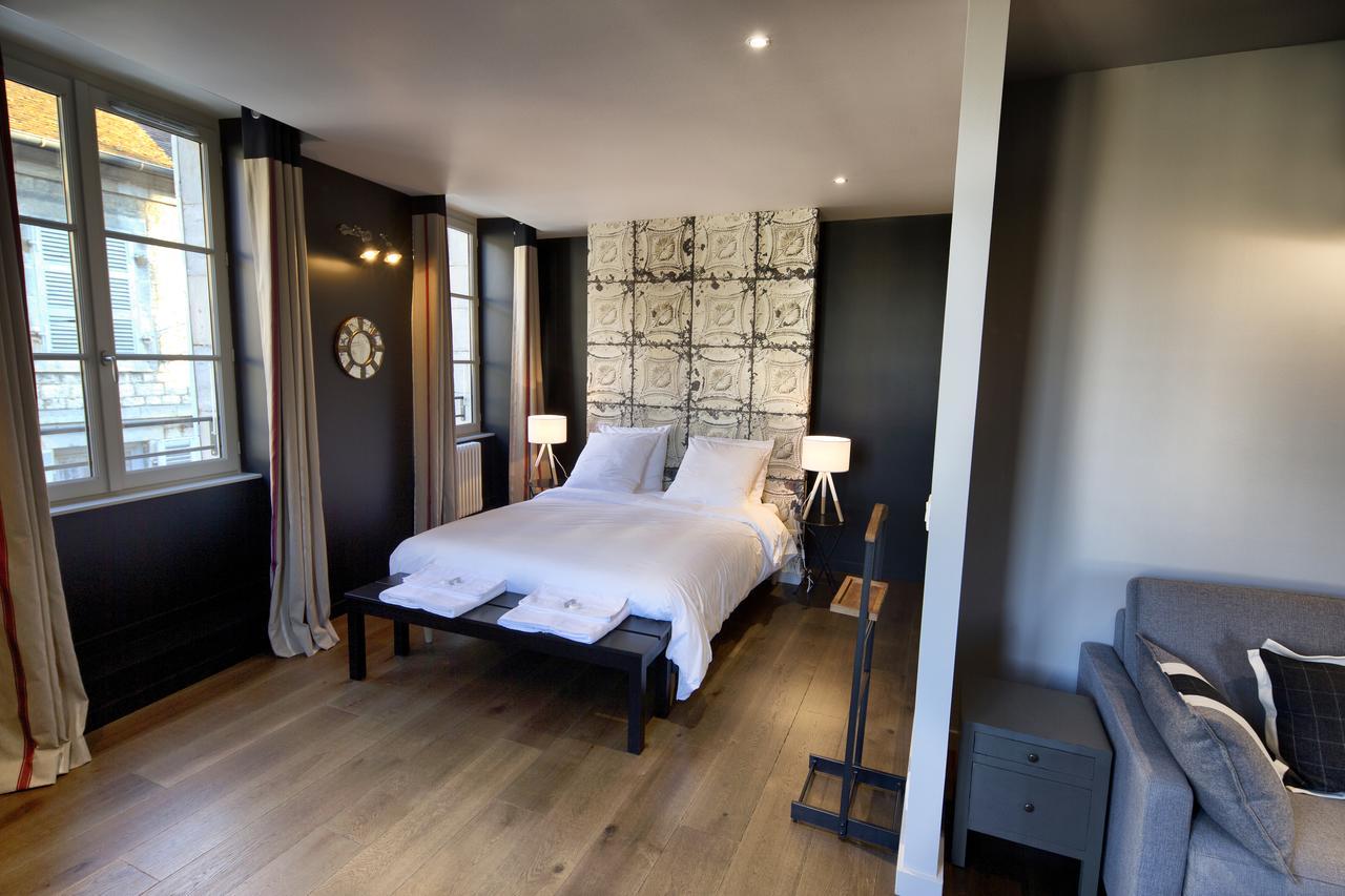 Le Comptoir Du Voyageur Aparthotel Arbois Ngoại thất bức ảnh